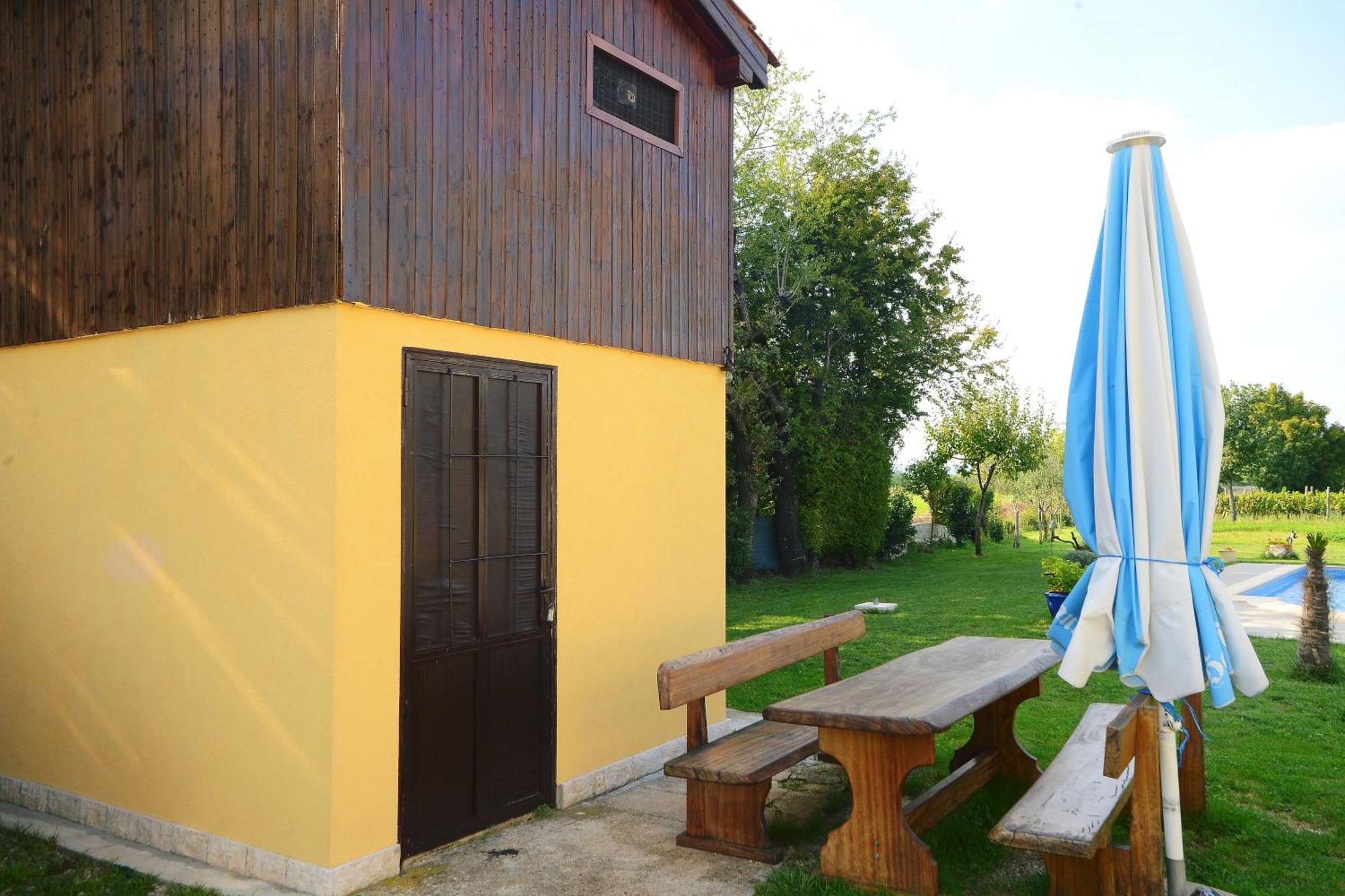Ferienhaus Tomic Nedeščina エクステリア 写真
