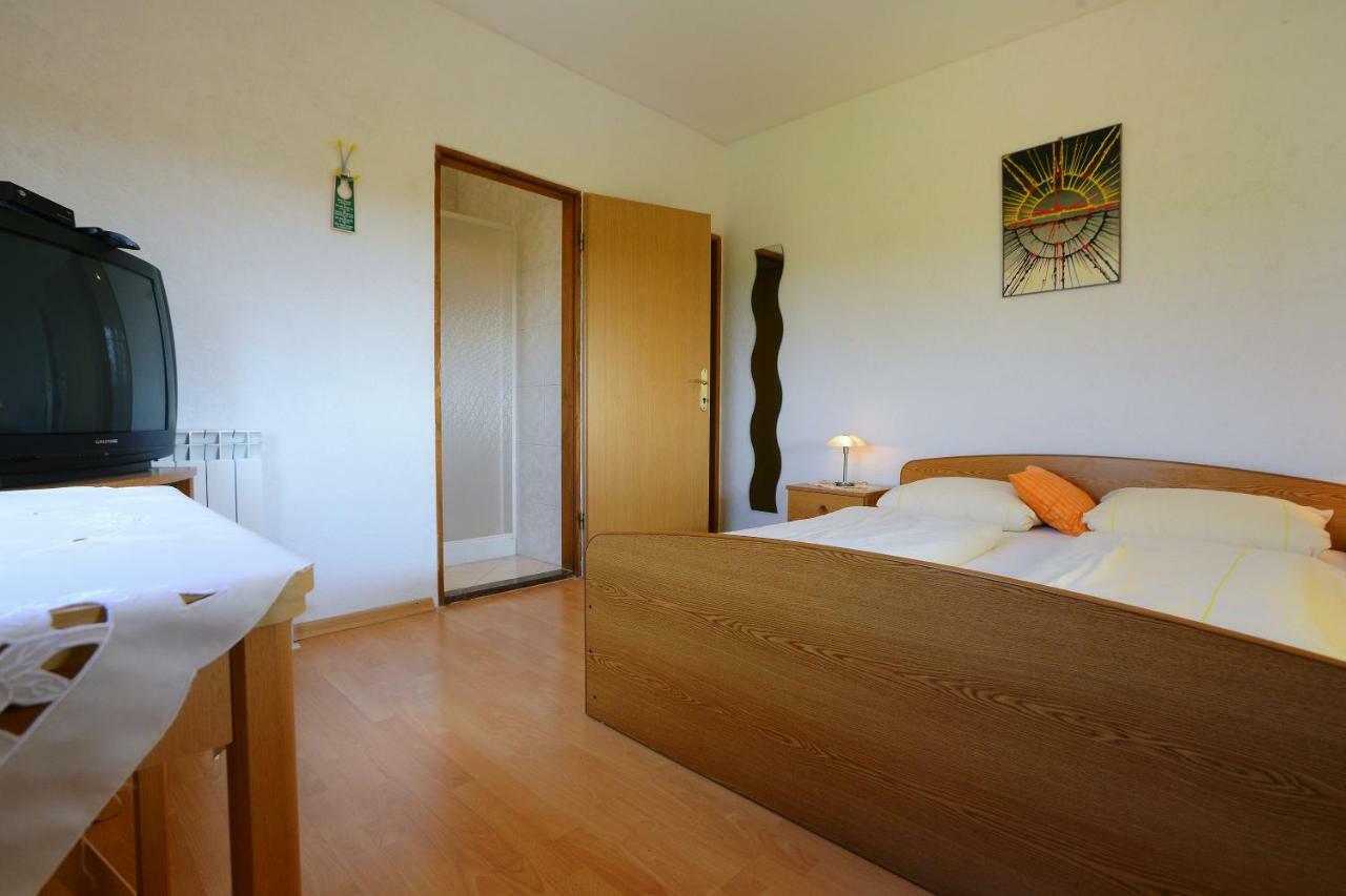 Ferienhaus Tomic Nedeščina エクステリア 写真