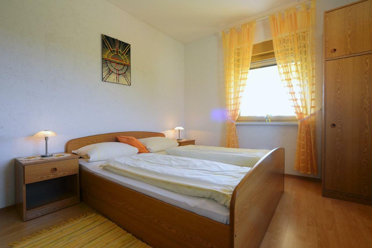 Ferienhaus Tomic Nedeščina エクステリア 写真