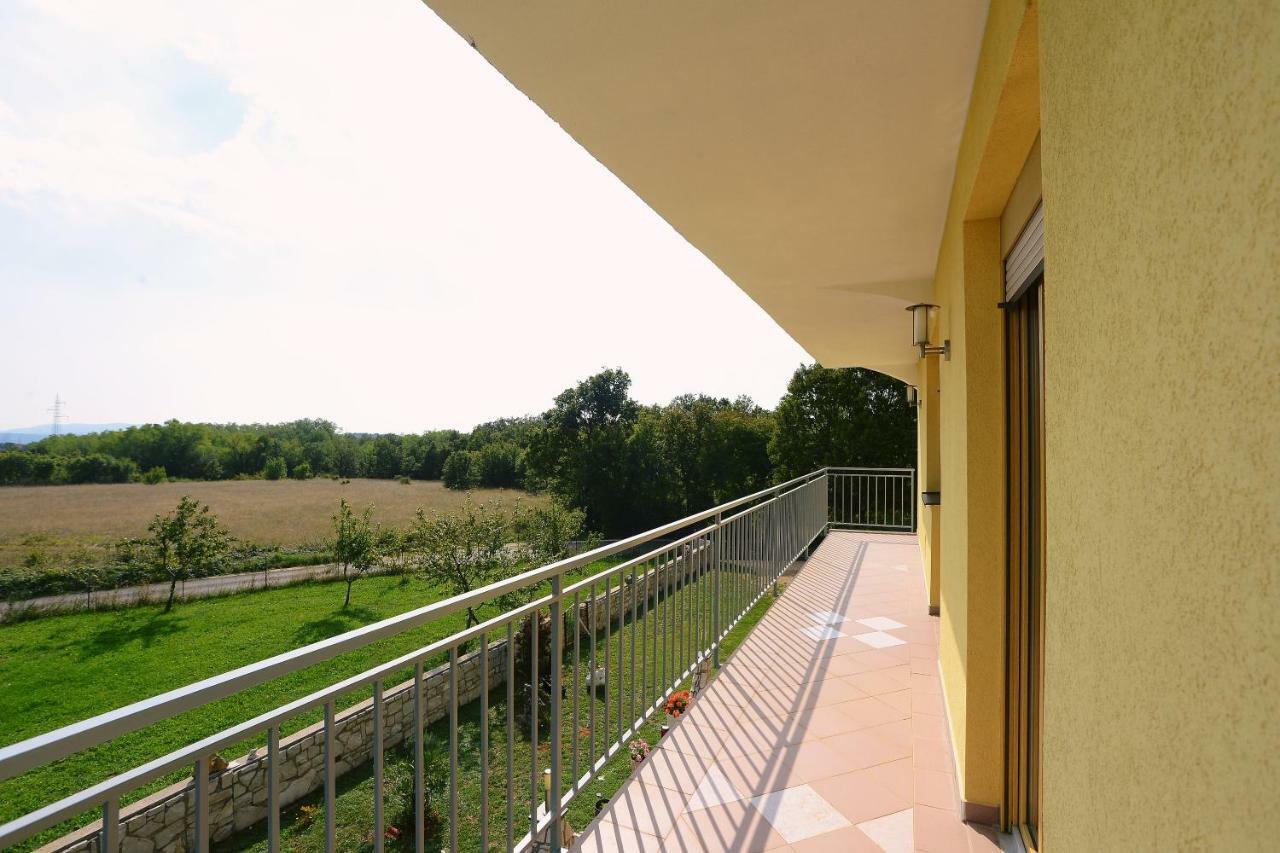 Ferienhaus Tomic Nedeščina エクステリア 写真